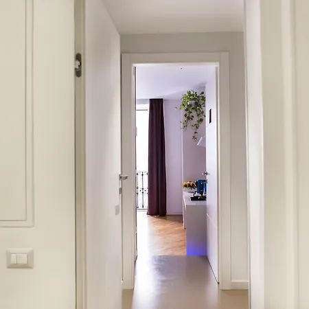 招待所 Lahouse By Premium Collection 4*