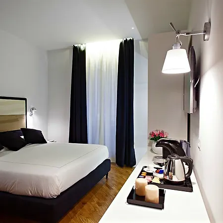 Lahouse By Premium Collection Pensión 4*