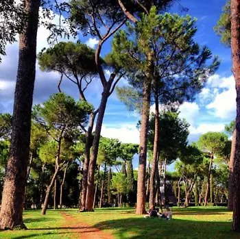 Lahouse By Premium Collection Pensión 4*