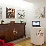 Gasthuis Lahouse By Premium Collection Rome