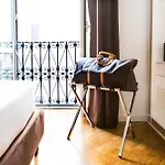 Guest house Lahouse By Premium Collection